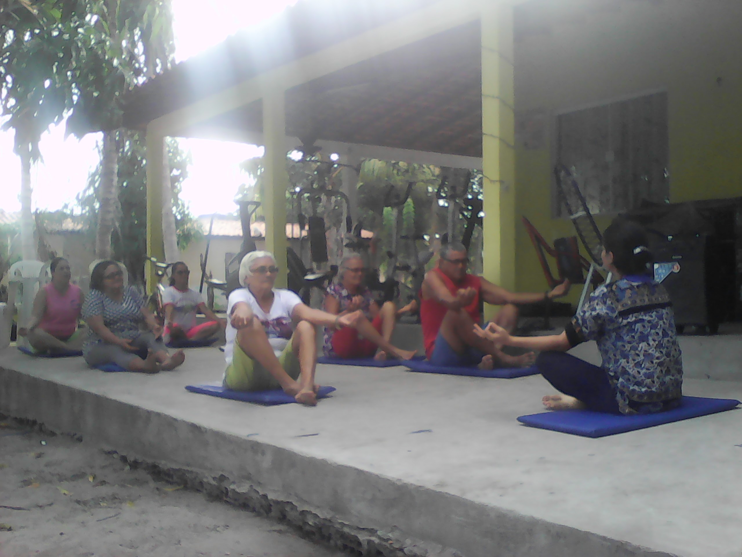 Prática de yoga no povoado de Sobradinho Maranhão 2015