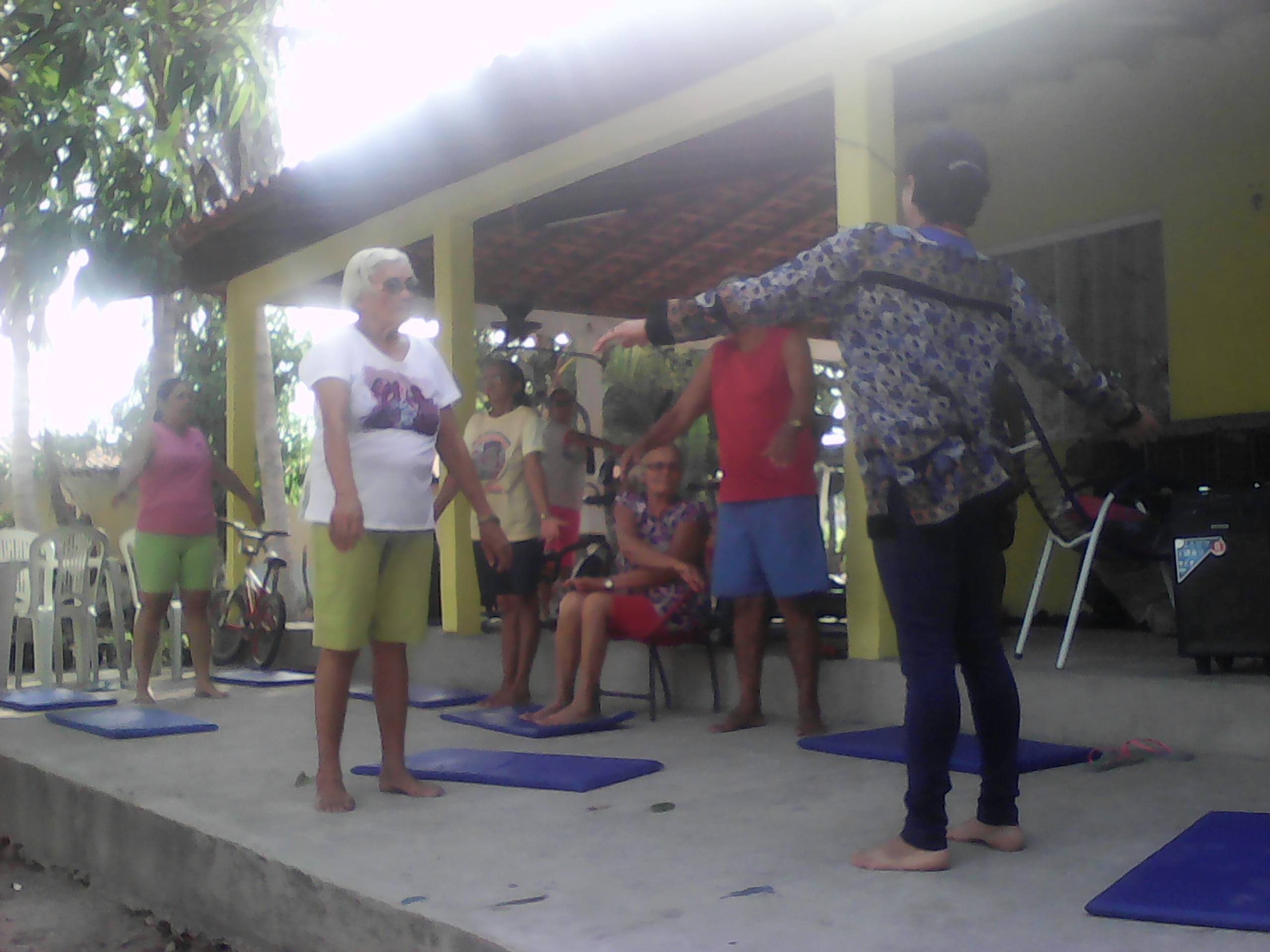 Prática de yoga no povoado de Sobradinho Maranhão 2015