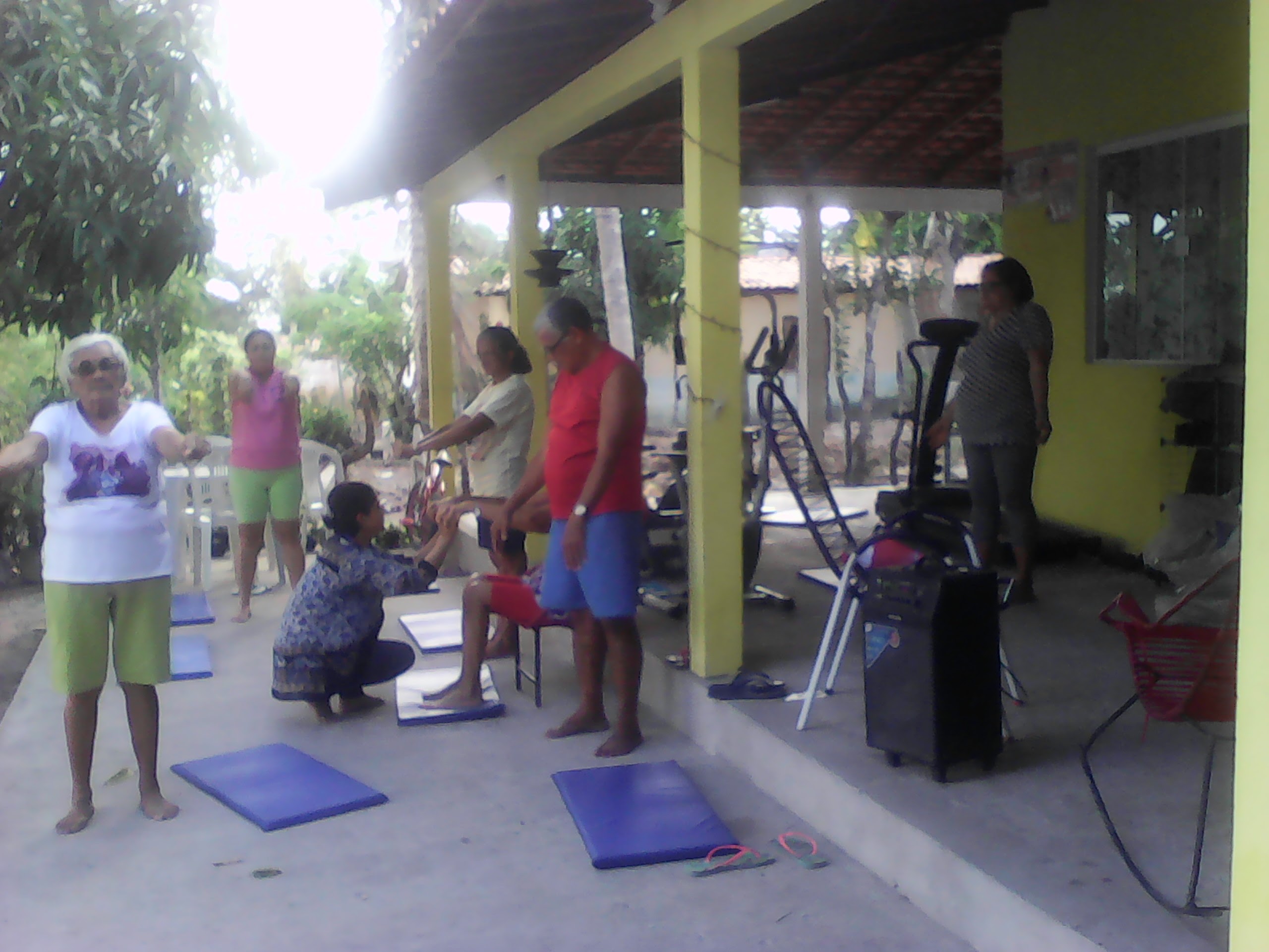 Prática de yoga no povoado de Sobradinho Maranhão 2015