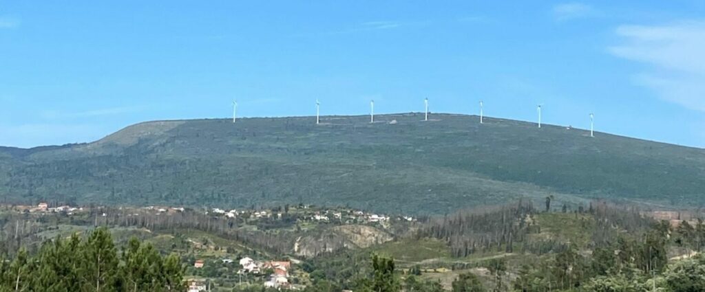De fato, não devemos brincar com os sentimentos dos outros e seguindo a mesma lógica, não devemos dar permissão para que ninguém brinque com os nossos